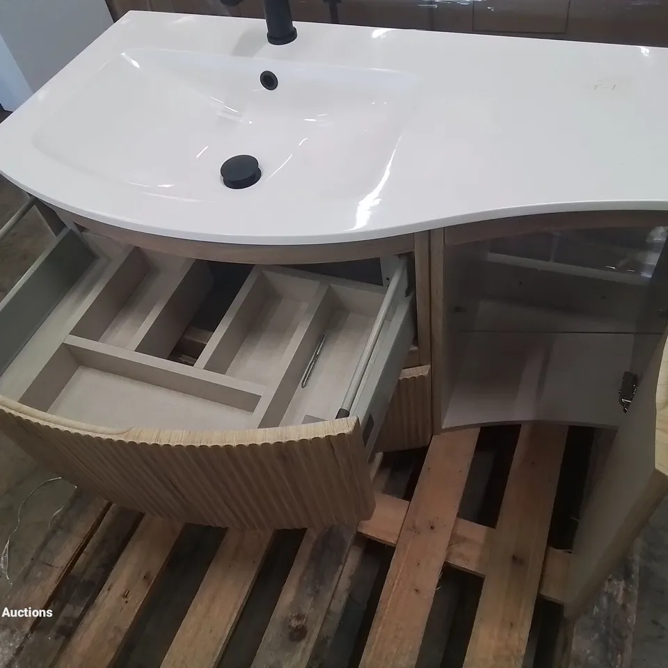 DESIGNER 1-DOOR 2-DRAWER WOOD-EFFECT BATHROOM SINK UNIT 
