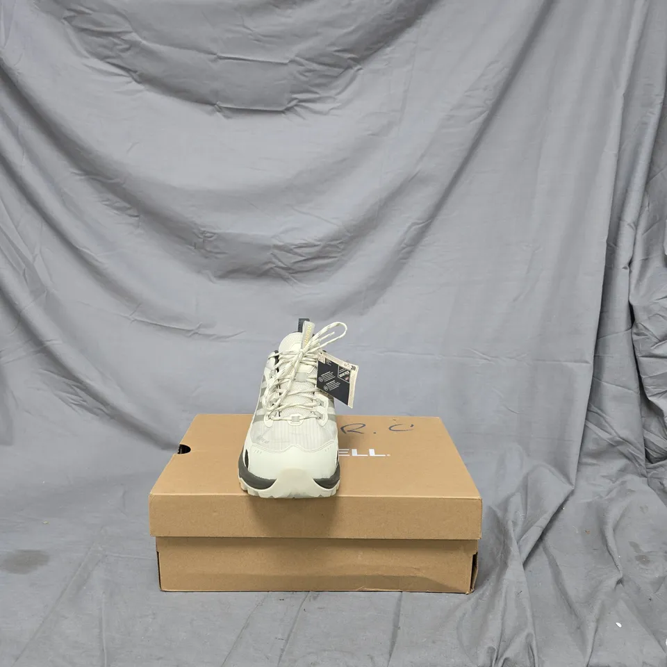 Merrell Sneakers – Light Grey/Off-White SIZE 11.5