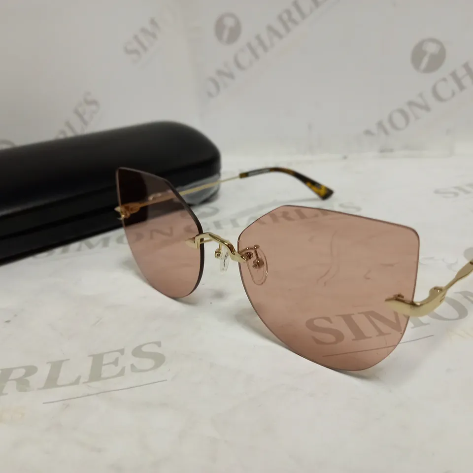 ALEXANDER MCQUEEN CAT EYE SUNGLASSES RRP £139