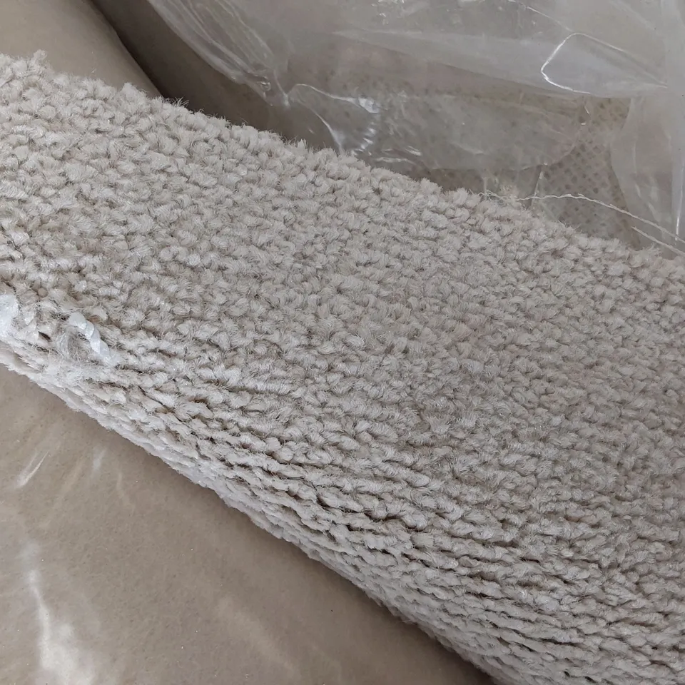 ROLL OF QUALITY FIRST IMPRESSIONS VISION CARPET APPROXIMATELY 5M × 2.6M