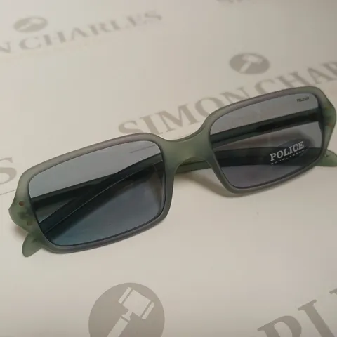 APPROXIMATELY 10 POLICE 1389 736S SUNGLASSES