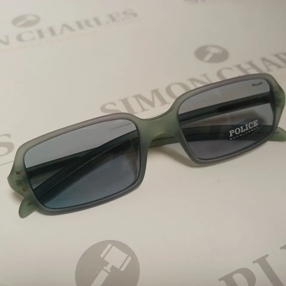 APPROXIMATELY 10 POLICE 1389 736S SUNGLASSES 