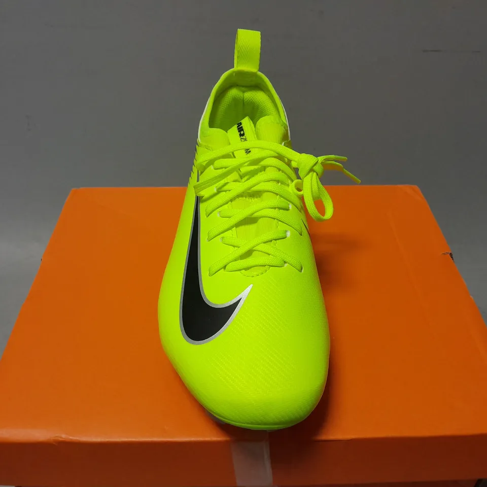 BOXED PAIR OF KIDS' MERCURIAL VAPOR 16 ACADEMY MULTI-GROUND FOOTBALL SHOES IN GREEN - UK 4