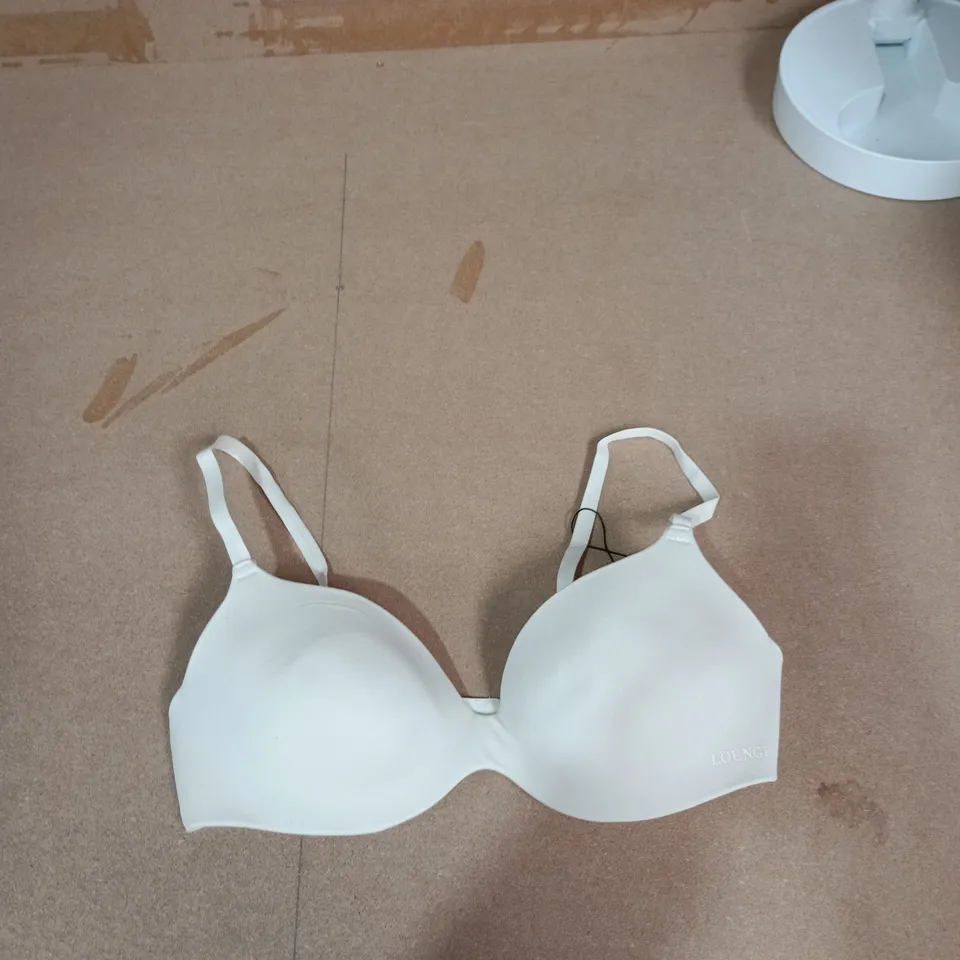 LOUNGE PILLOW SOFT BRA – UK 36B, WHITE