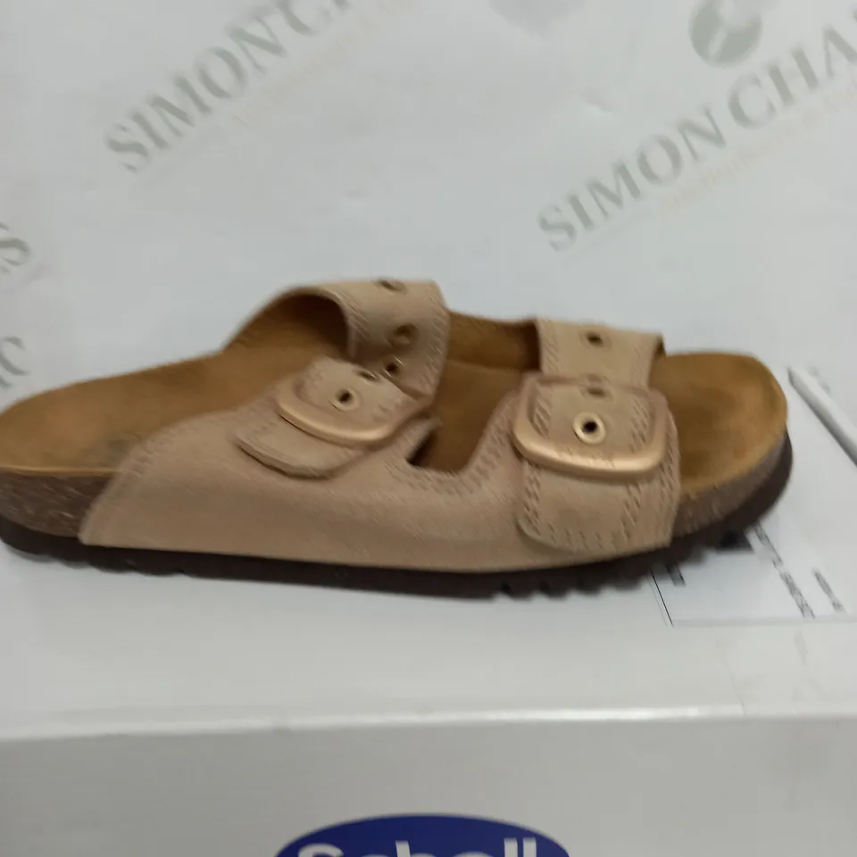SCHOLL  FLAT SANDALS IN SAND SIZE 5