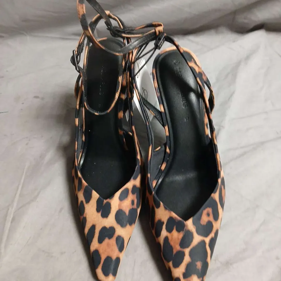 STRADIVARIUS LEOPARD PRINT HEELED SANDALS – SIZE EUR 37