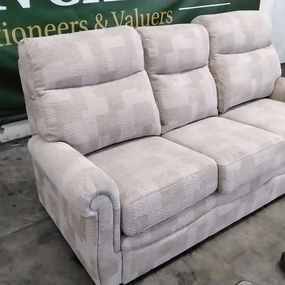 QUALITY BRITISH DESIGNED & MANUFACTURED G PLAN AVON 19 3 SEATER SOFA FARO SAND FABRIC