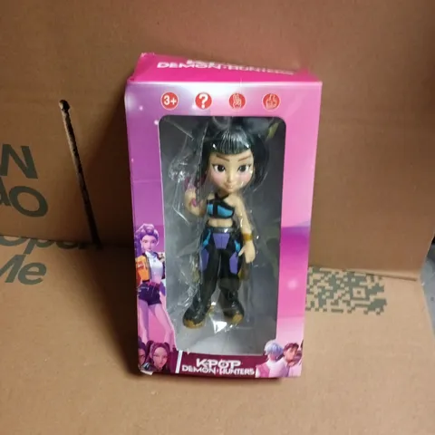 KPOP DEMON HUNTERS ACTION FIGURE – BOXED