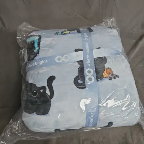 SEALED OODIE OVERSIZED HOODED BLANKET - CATS
