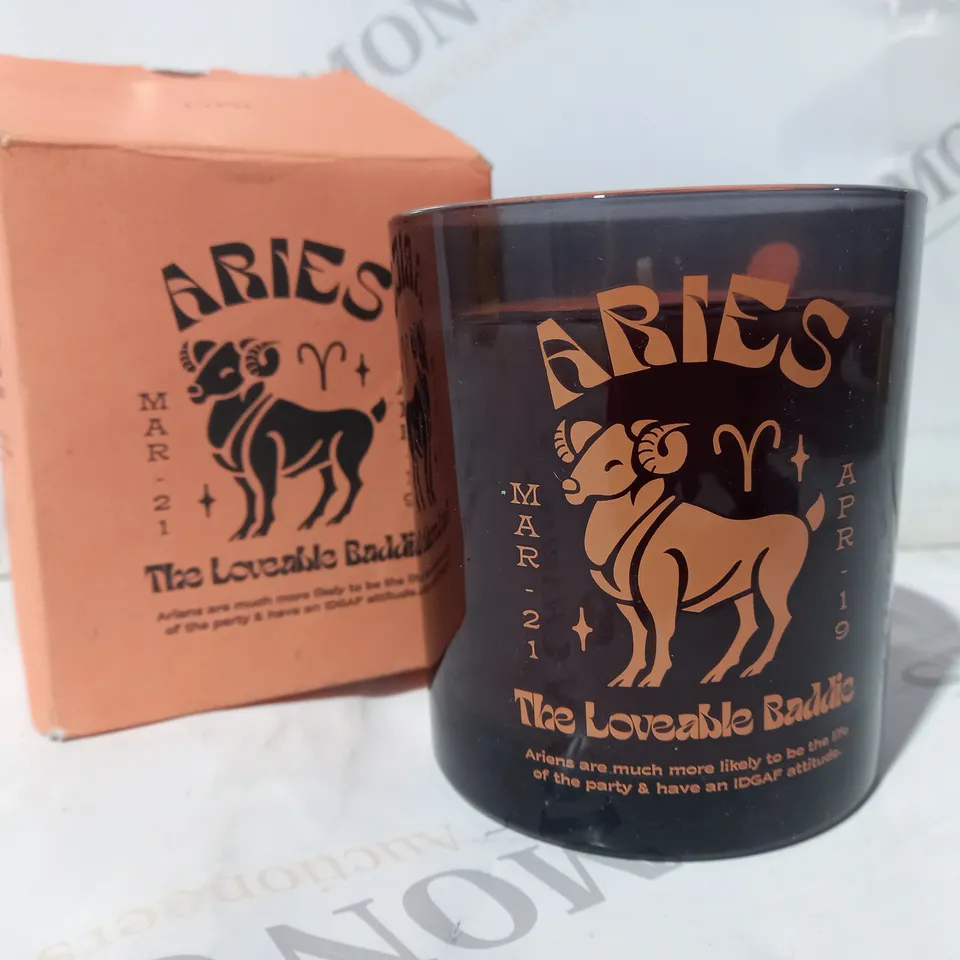 BOXED TYPO ARIES TROPICAL PEACH SCENTED ZODIAC CANDLE