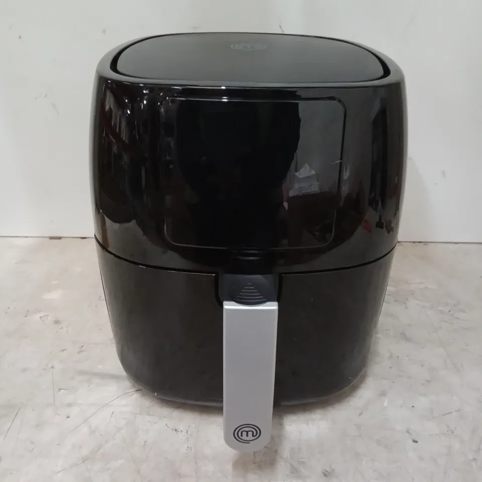 BOXED MASTERCHEF 4.5L DIGITAL AIR FRYER 
