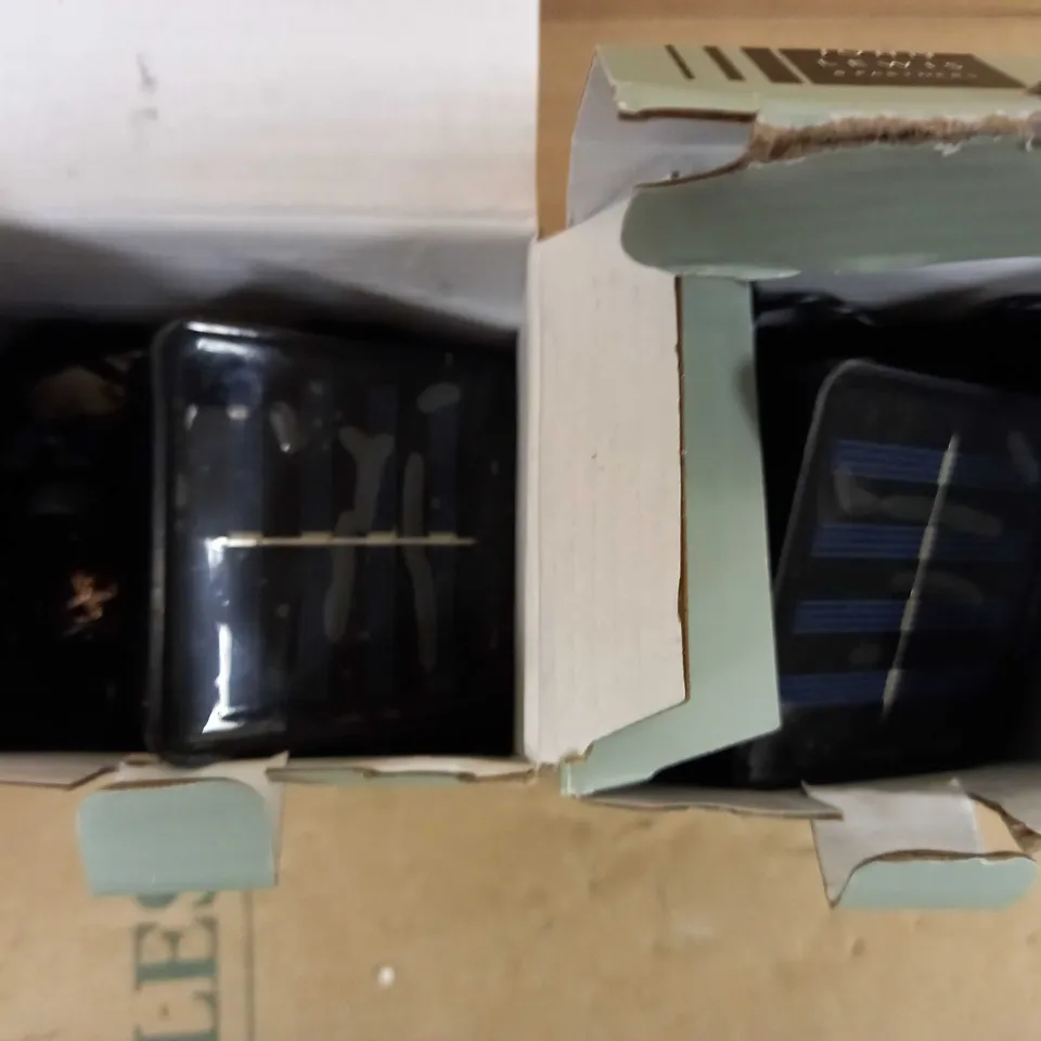 LOT OF 2 ASSORTED MOROCCAN OUTDOOR LINE LIGHTS