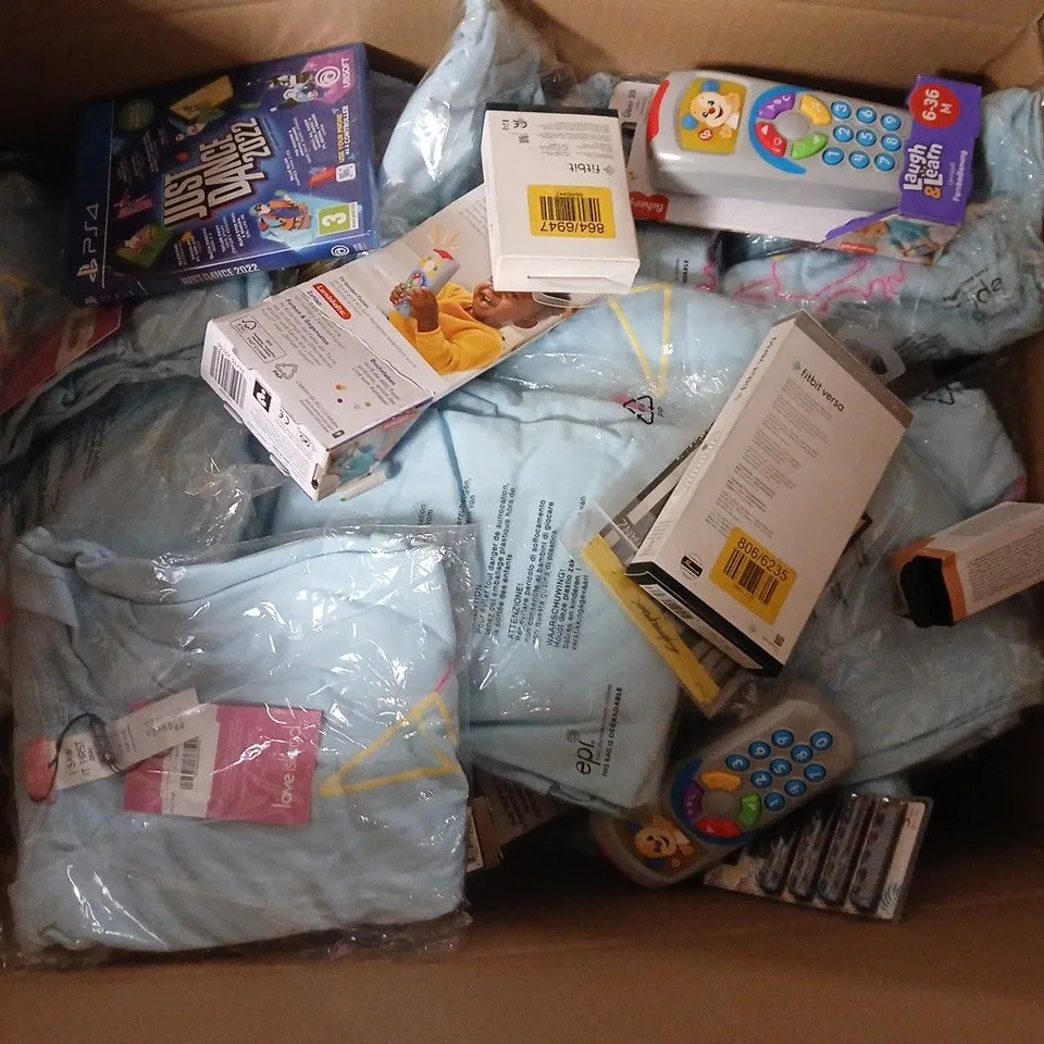 APPROCXIMATELY 35 ASSORTED ITEMS TO INCLUDE LOVE ISLAND T-SHIRTS, FITBIT ACCESSORIES, FISHER PRICE GERMAN PUPPYS REMOTE, ETC - COLLECTION ONLY