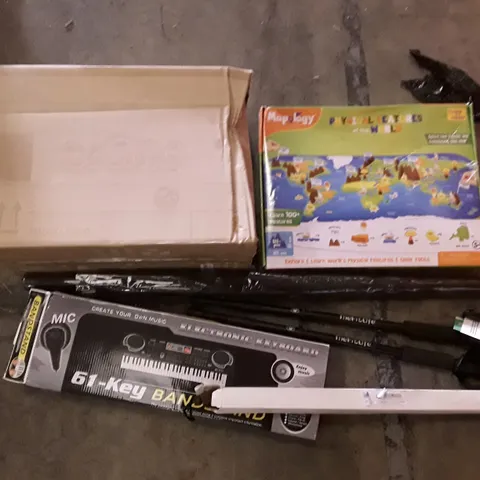 PALLET OF ASSORTED PRODUCTS INCLUDING TRUNKI KIDS SUITCASE, UMBRELLA, 61-KEY BANDSTAND, SELFIE STICK, HIKING STICKS, KIDS WORLD MAP