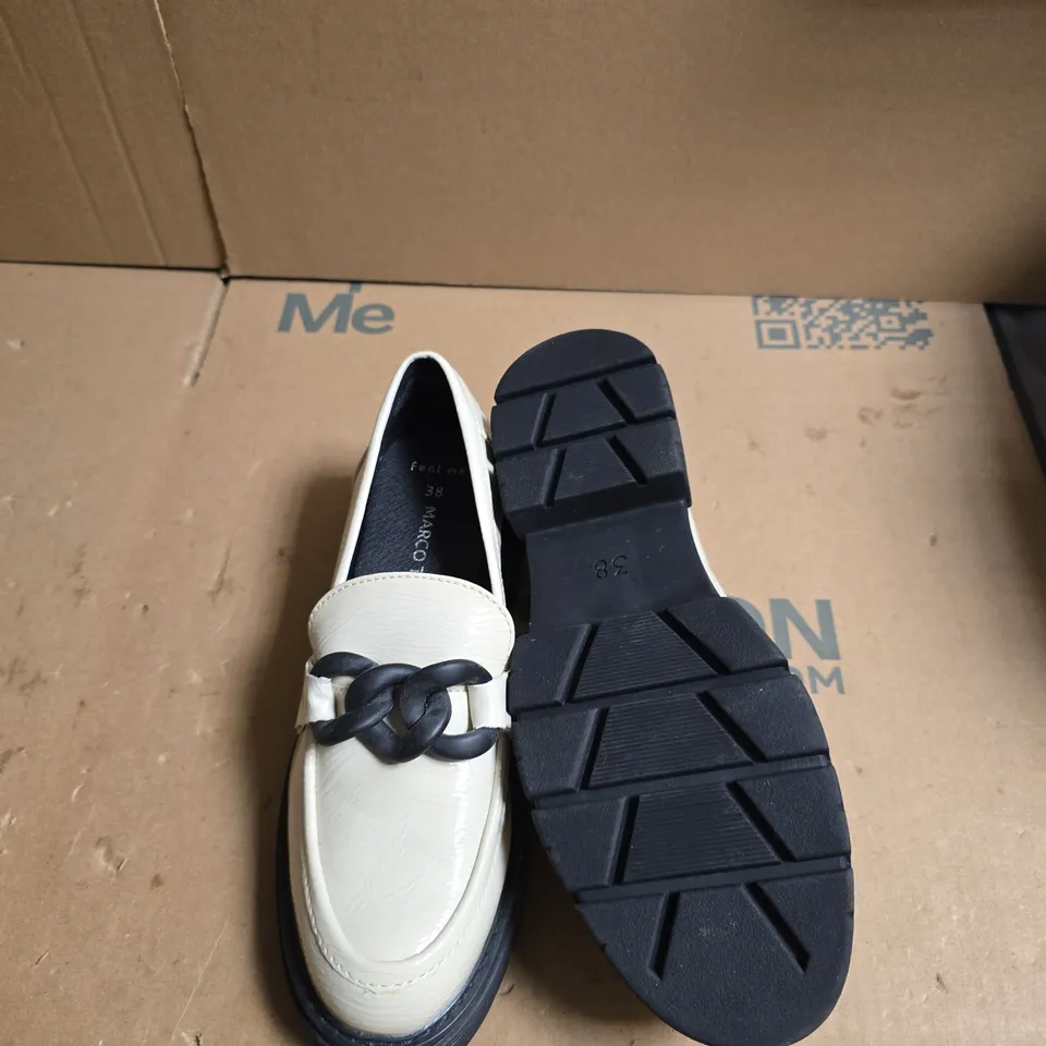 MARCO TOZZI WOMEN'S CREAM LEATHER LOAFERS WITH CHAIN DETAIL – UK 5 (EU 38)