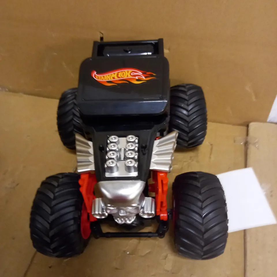 HOT WHEELS MONSTER TRUCKS BONE SHAKER RRP £49