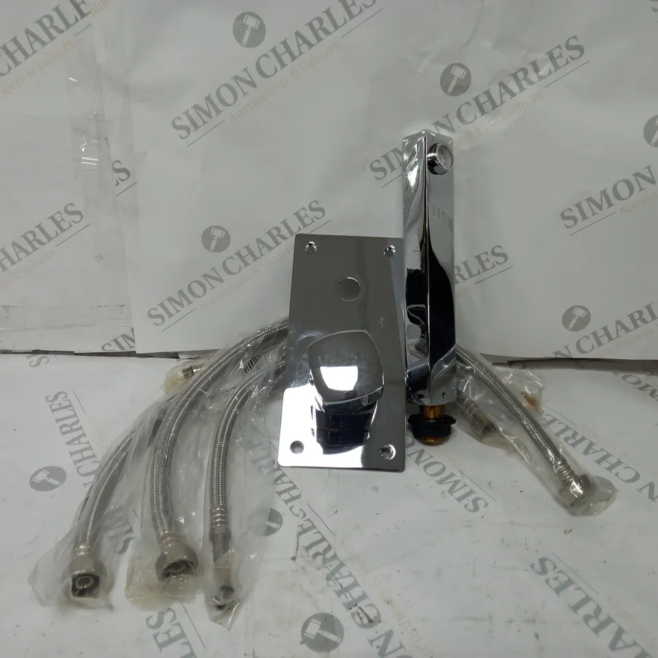 BOXED ULTRA SOFT SQUARE WALL MOUNTED BASIN BATH FILLER IN CHROME 