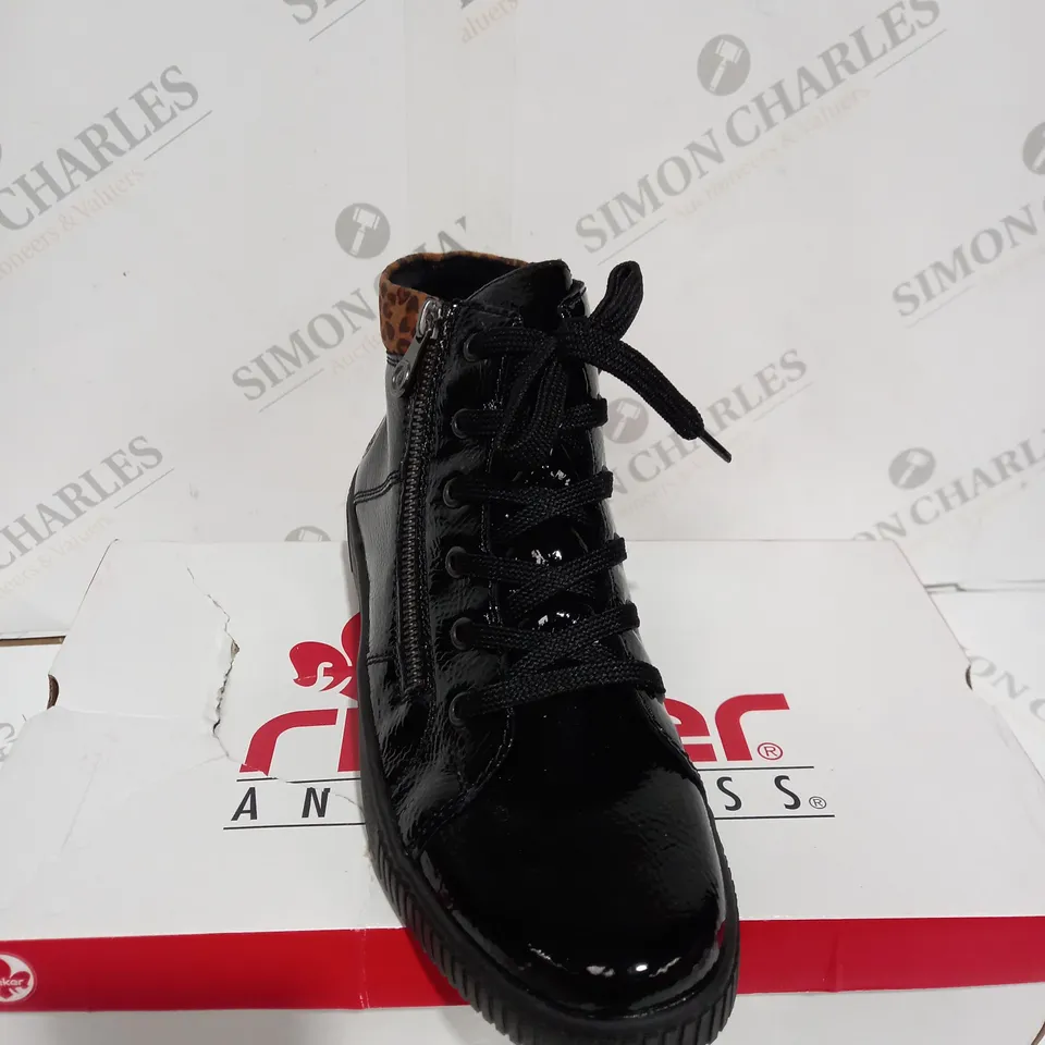 BOXED PAIR OF RIEKER HI TOP TRAINERS WITH CUFF IN BLACK UK SIZE 6.5
