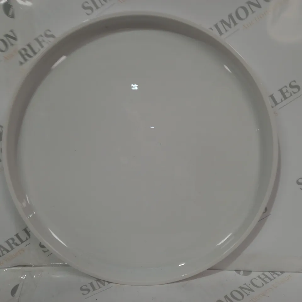 BOXED UNBRANDED CERAMIC DISH