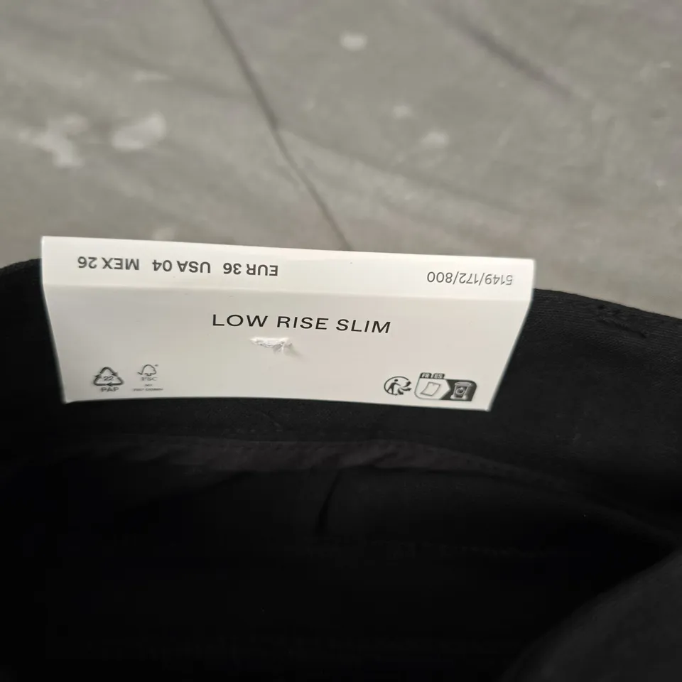BERSHKA BLACK LOW RISE SLIM TROUSERS – WOMEN'S UK 8 (EU 36)