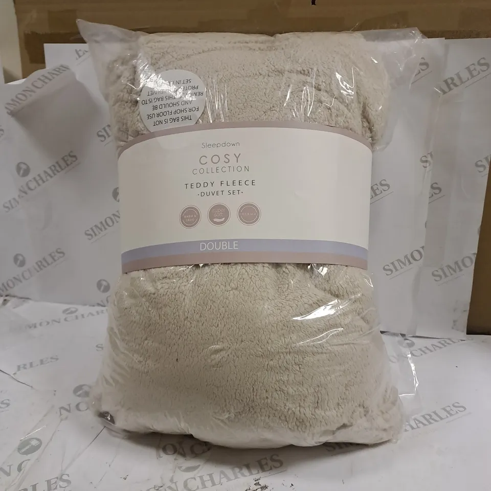 COSY COLLECTION FLUFFY TEDDY DUVET SET