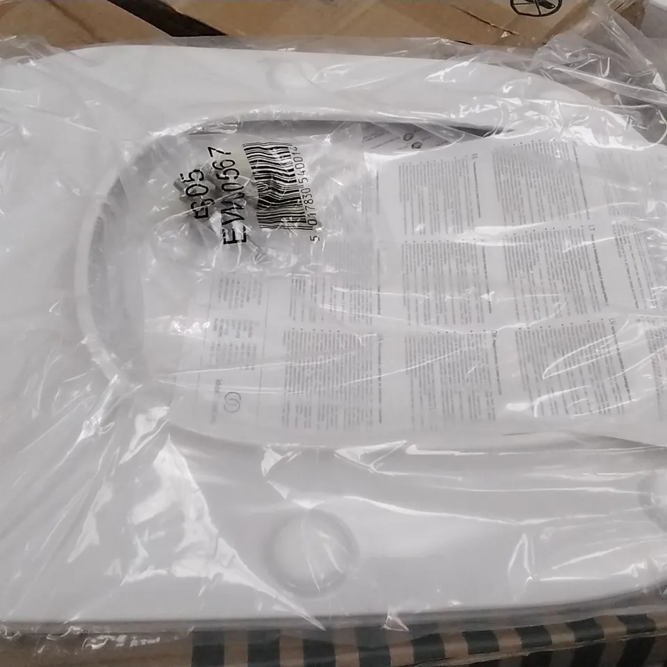 BOXED TESI SOFT CLOSE SLIM TOILET SEAT 