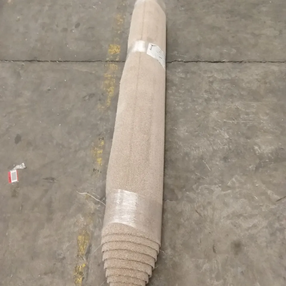 ROLL OF QUALITY TWIST HEATHERS 230 TURNED CARPET // APPROX SIZE; 1.9 x 5m