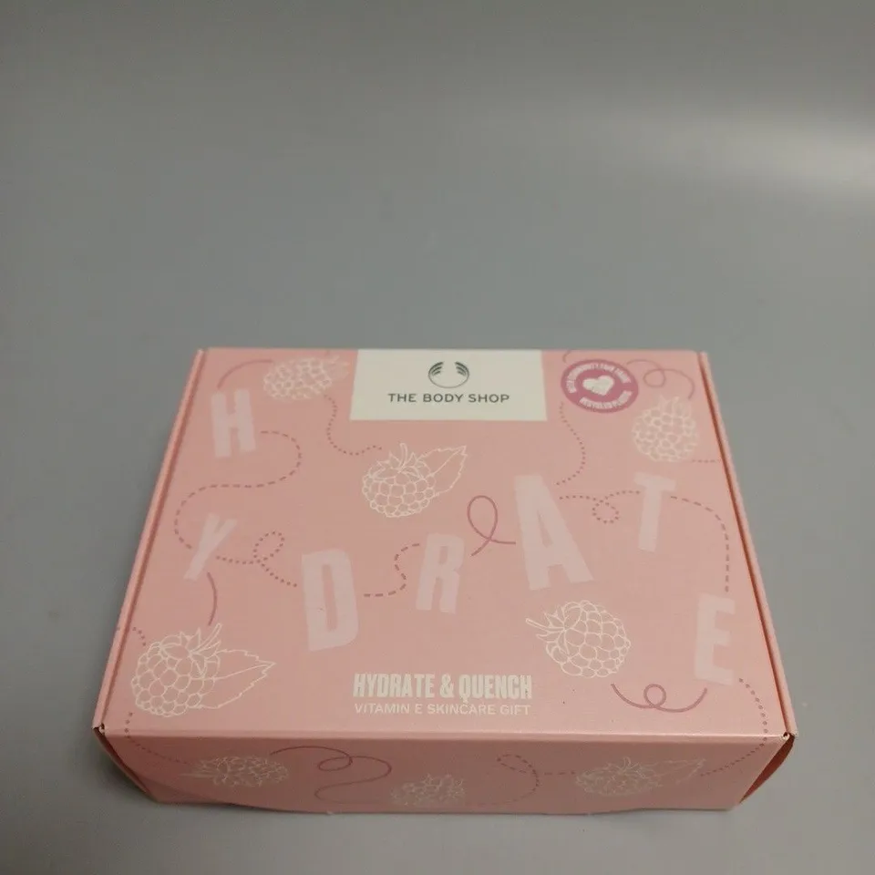 THE BODY SHOP VITAMIN E HYDRATE & QUENCH SKINCARE GIFT SET