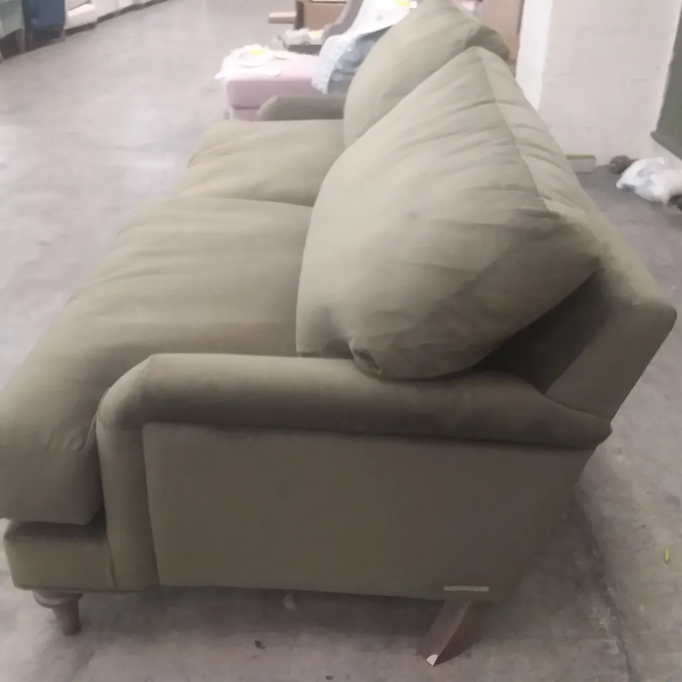 QUALITY BRITISH DESIGNER LOUNGE CO. ROSE 3 SEATER SOFA GREEN PLUSH FABRIC 