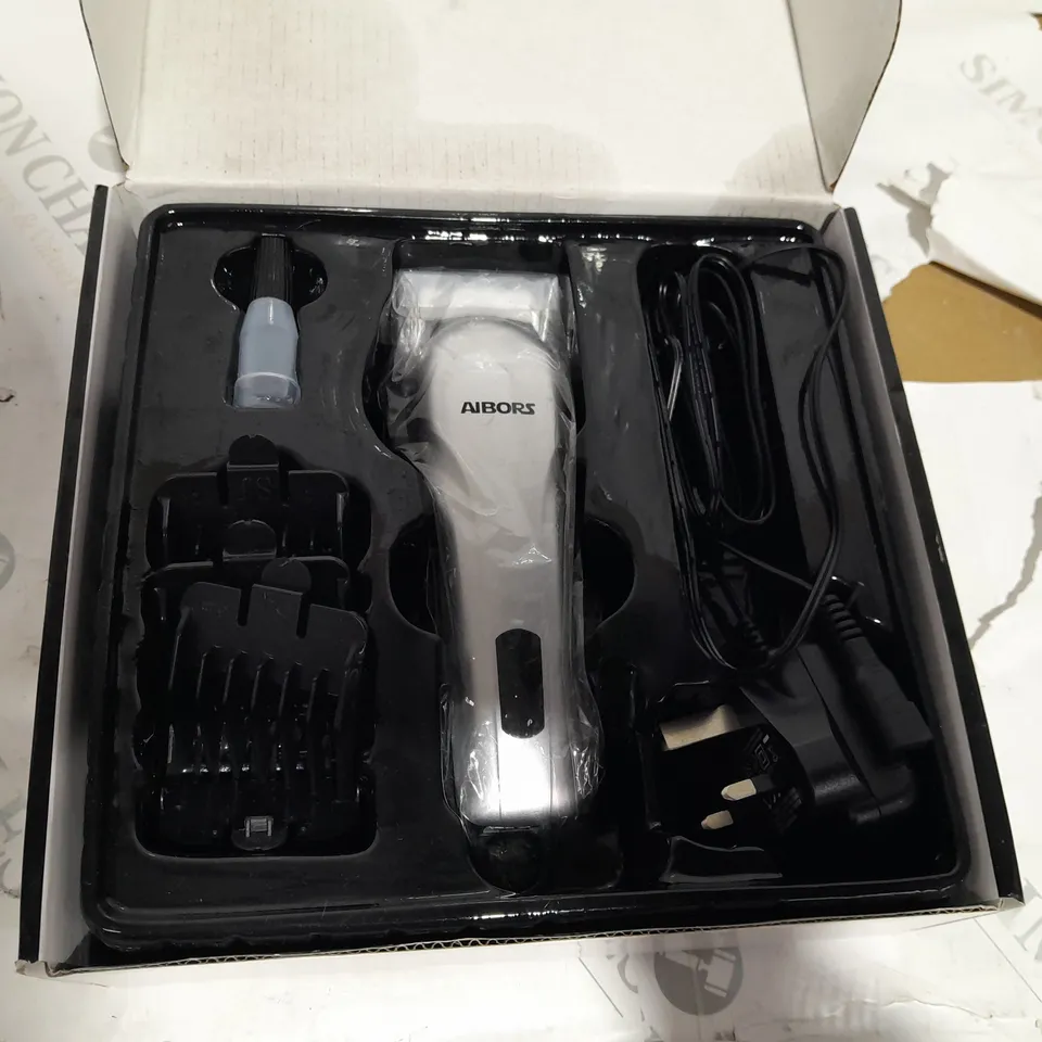 AIBORS RECHARGABLE PROFESSIONAL CLIPPER H8016