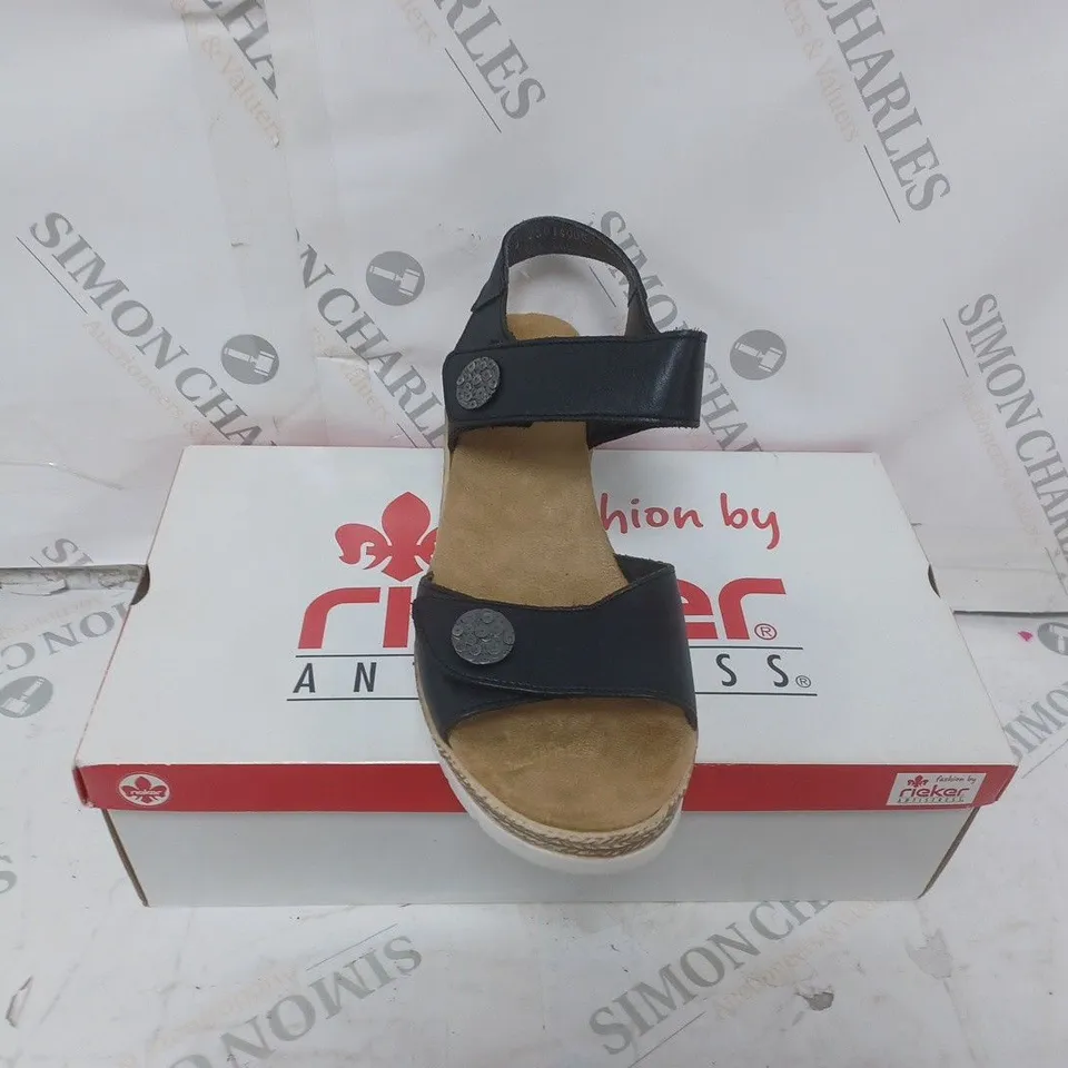 BOXED RIEKER SIZE 6  BLACK WEDGE SANDAL 
