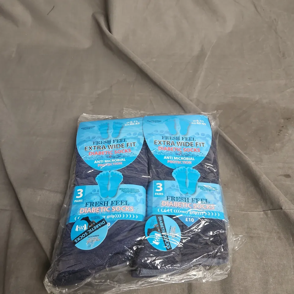 UK 6-11 FRESH FEEL EXTRA WIDE FIT DIABETIC SOCKS – 6 PAIRS (2 X 3 PAIRS), NAVY