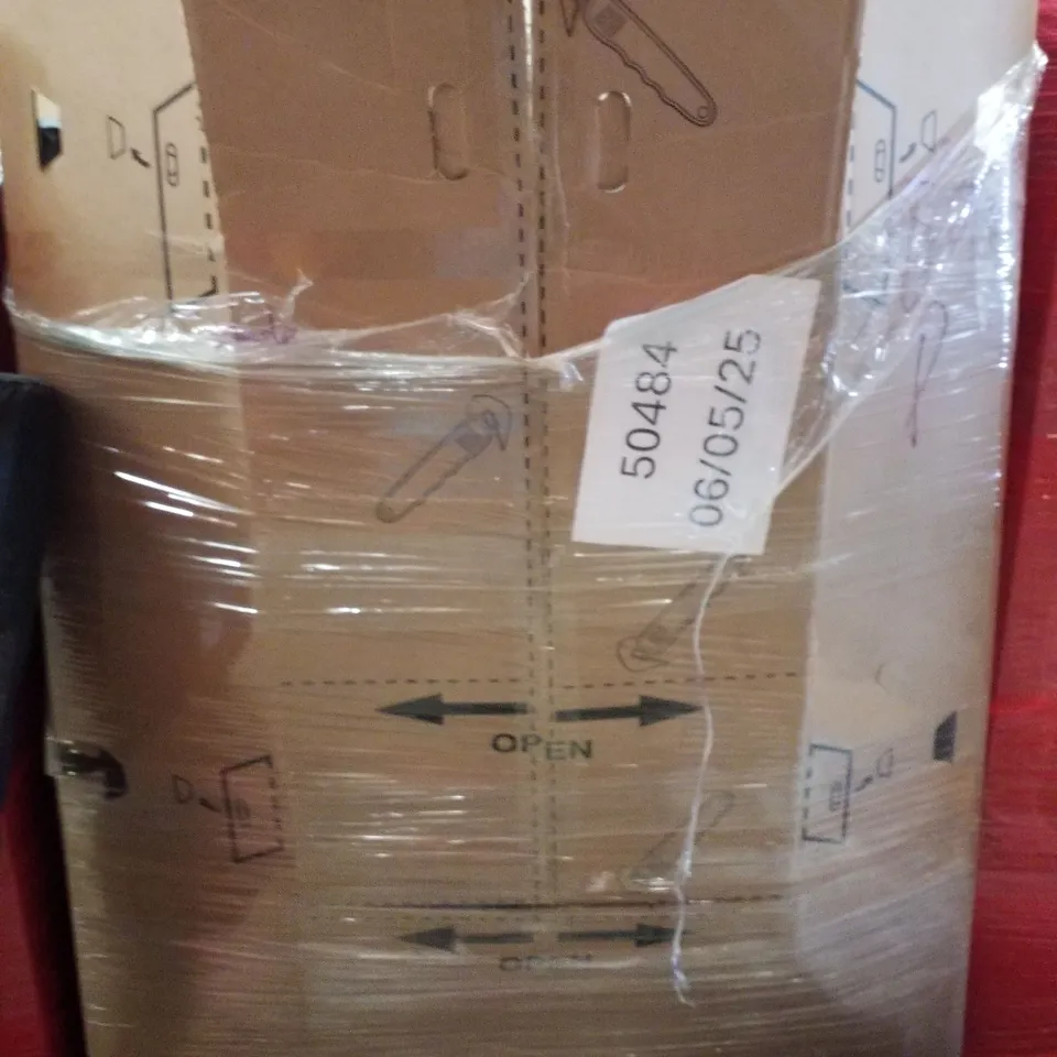 PALLET CONTAINING ASSORTED PRODUCTS INCLUDING ROUND RECTANGLE MIRROR, KITCHEN DRAWER ORGANIZER, SPACE SAVER STORAGE BAGS, DRAWER & SHELF LINERS & ALUMINIUM FRAME WRITING BOARD 