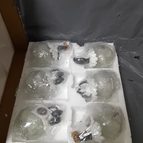SET OF 3 LIGHT-UP PENGUIN BALLS