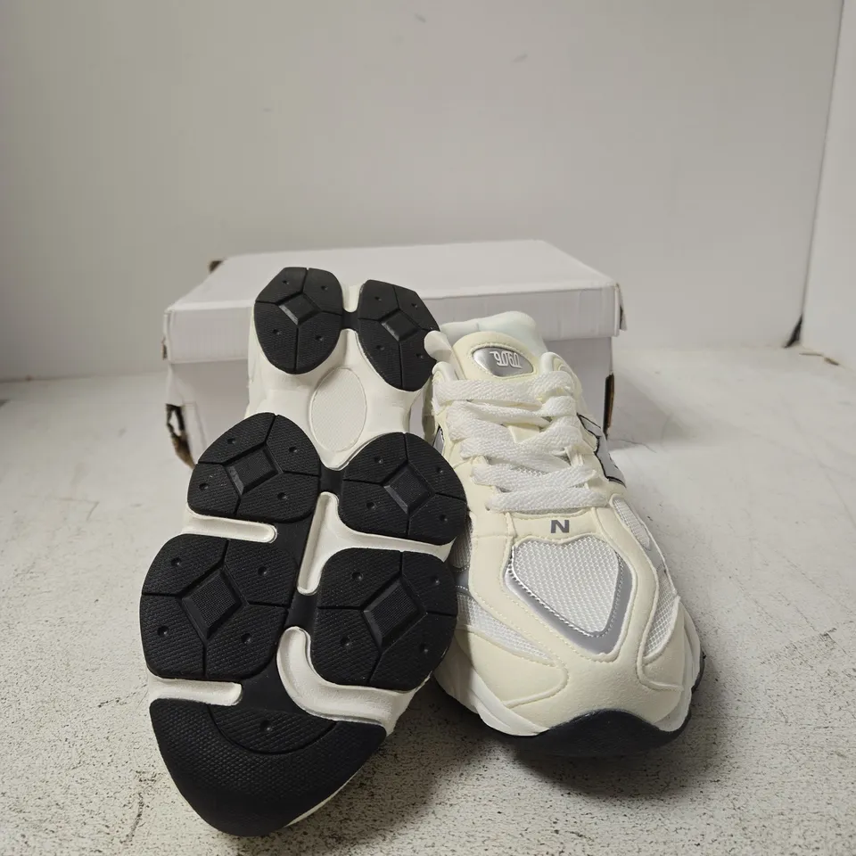 NEW BALANCE SNEAKERS – CREAM/WHITE WITH N LOGO (MEN'S) SIZE UK 4