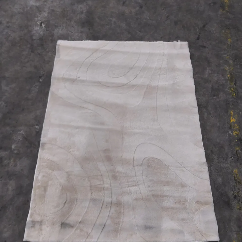 WHITE TEXTILE FABRIC SAMPLE WITH ABSTRACT WAVE PATTERN (120X170CM)