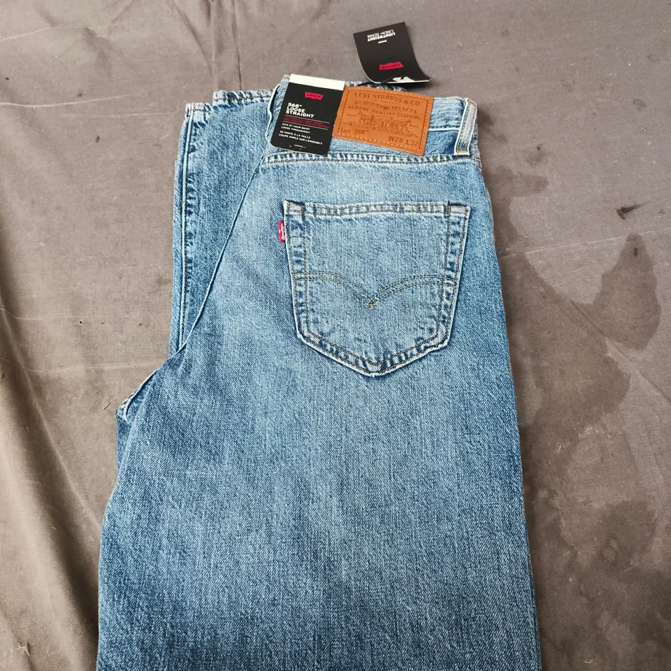 LEVI'S 568 LOOSE STRAIGHT JEANS – W28