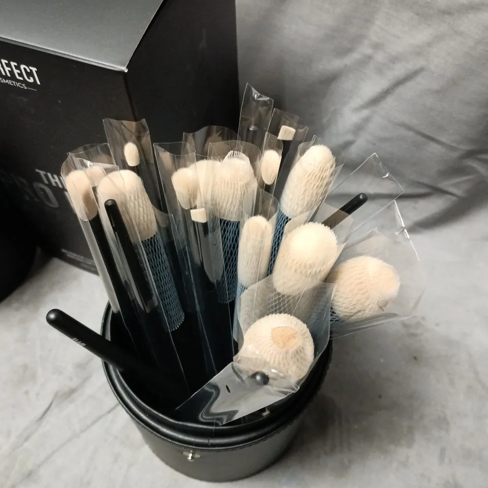 BPERFECT COSMETICS THE PRO EDIT 20-PIECE MAKEUP BRUSH SET