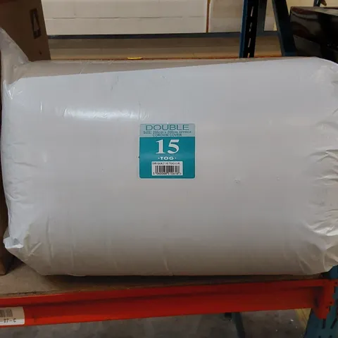 BAGGED SOFT & COSY ANTI ALLERGENIC HOLLOWFIBRE 15 TOG QUILT // SIZE: DOUBLE
