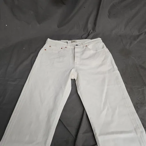 LEVI'S 501 CROPPED JEANS – WHITE DENIM – SIZE 30 X 26 – PREMIUM (SAN FRANCISCO)
