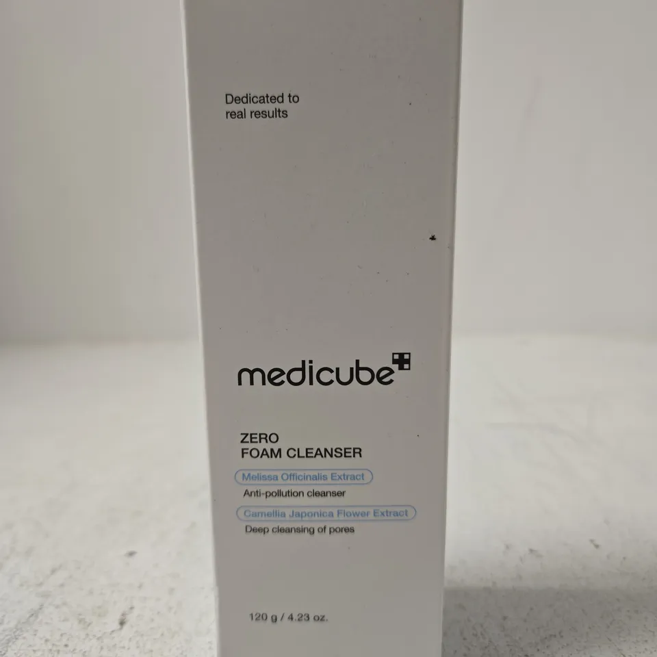 MEDICUBE ZERO FOAM CLEANSER 