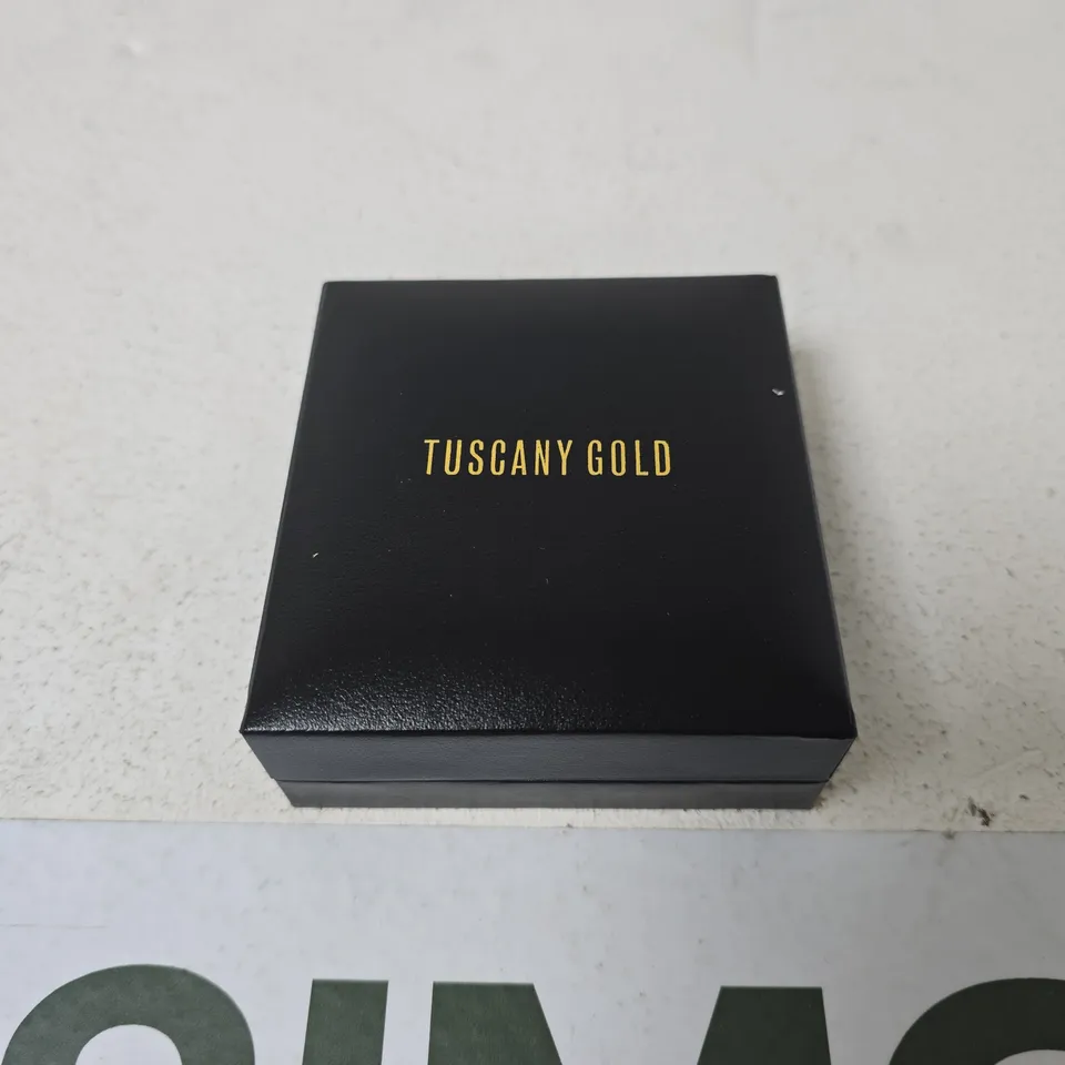 TUSCANY GOLD 9CT GOLD "CROSS" EAR RINGS IN BLACK BOX