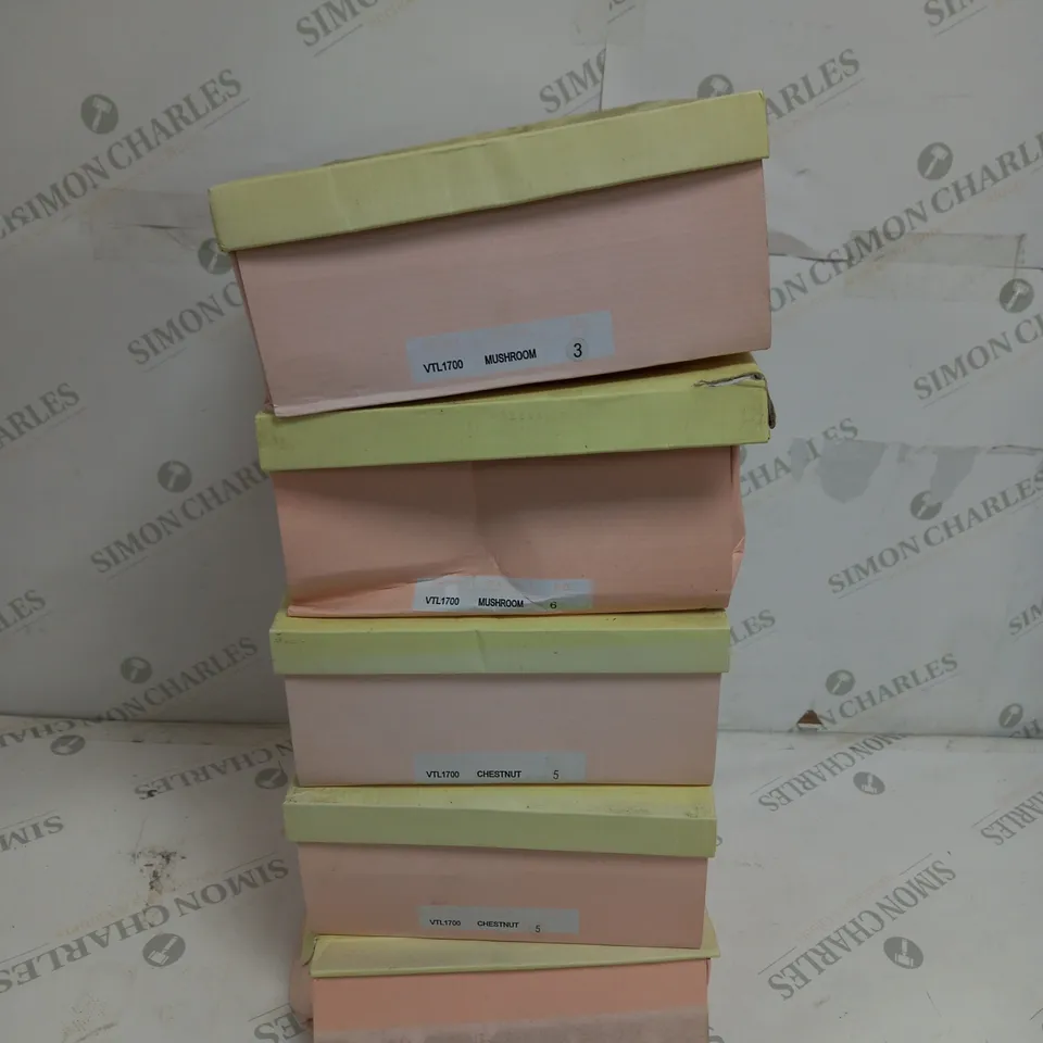5 BOXED PAIRS OF STRAWBERRY WEDGE SHOES IN VARIOUS COLOURS TO INCLUDE SIZES 3, 5, 6