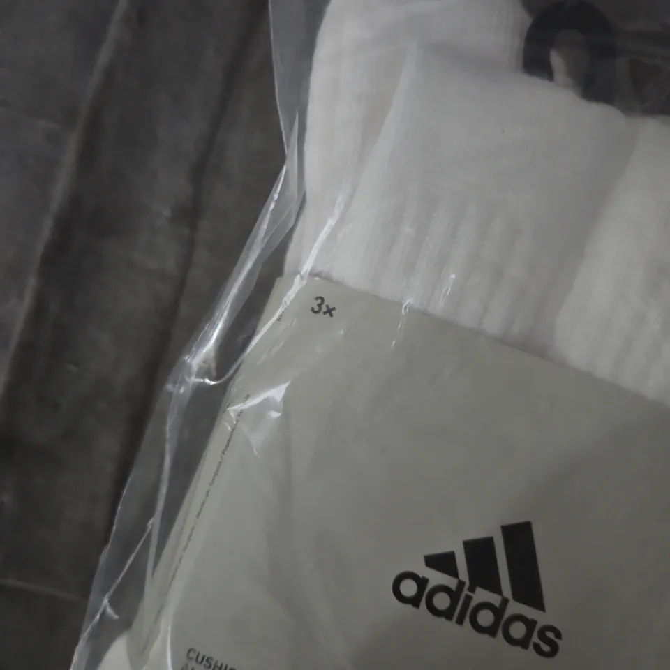 BAGGED ADIDAS CUSHIONED SOCKS – WHITE, 3-PACK
