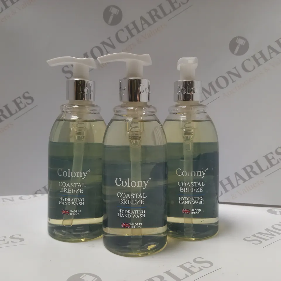 BOX OF APPROX 7 X 300ML WAX LYRICAL COLONY COASTAL BREEZE HYDRATING HAND WASH 