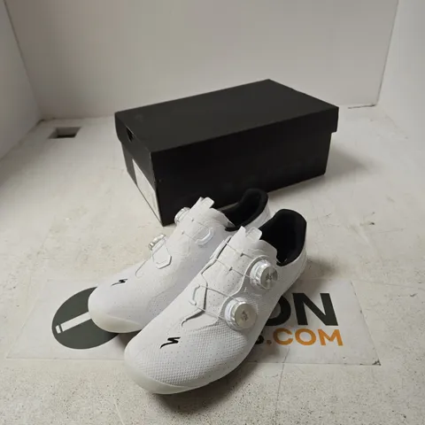 SPECIALIZED S-WORKS TORCH CYCLING SHOES – WHITE, UK 6.75 (EU 40.5)