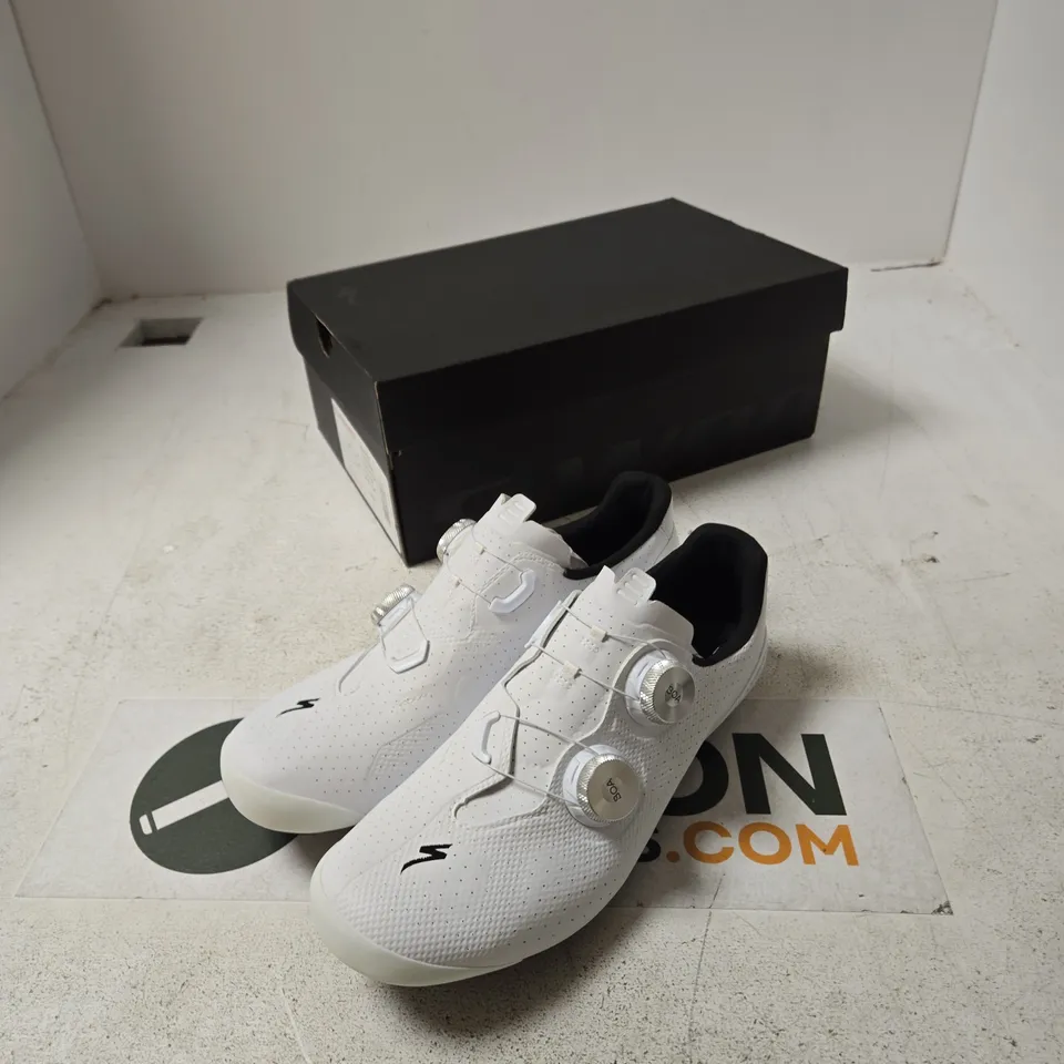 SPECIALIZED S-WORKS TORCH CYCLING SHOES – WHITE, UK 6.75 (EU 40.5)