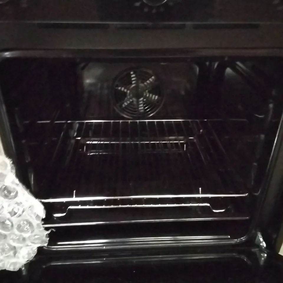 ELECTRIQ PLUG-IN FAN ASSISTED SINGLE OVEN – BLACK