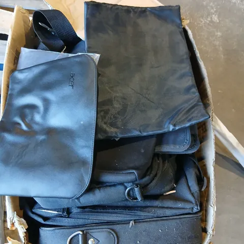 QUANTITY OF ASSORTED ELECTRICAL DEVICE CARRY BAGS/POUCHES