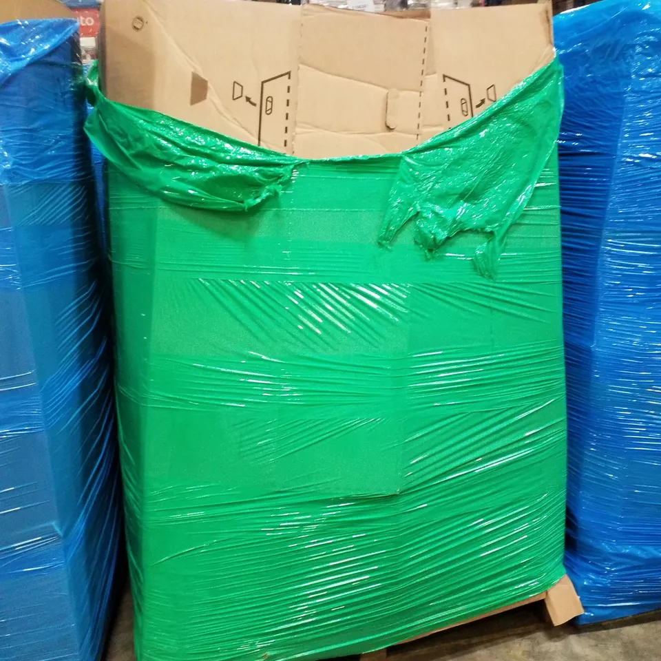 PALLET CONTAINING ASSORTED PRODUCTS TO INCLUDE ELECTRIC HEDGE TRIMMER, PULL UP BAR, SMART HEATER, LAPTOP BAG, HP PRINTER